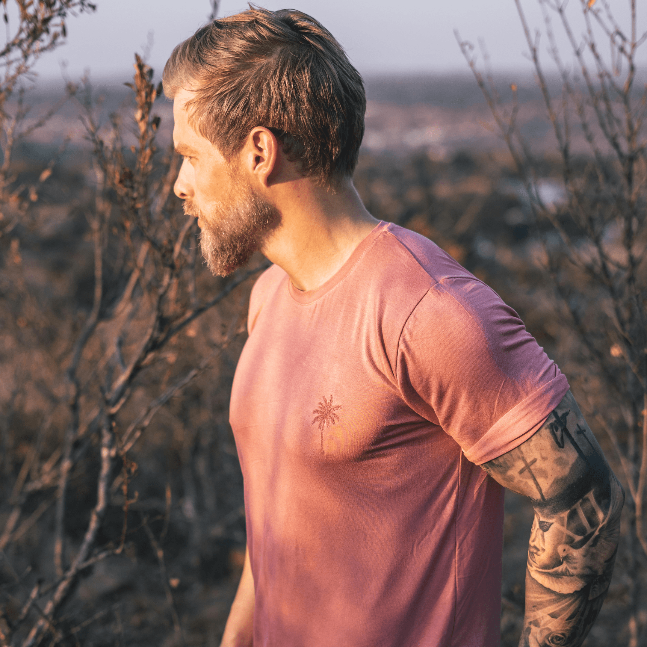 Rolled Muscle Tee - WatermelonStrange ParadiseStrange Paradise
Our Rolled Muscle Tees are designed for everyday wear. Our fabric delivers a product for those with a demanding and versatile lifestyle. From the workplace or gym, Rolled Muscle Tee - Watermelon