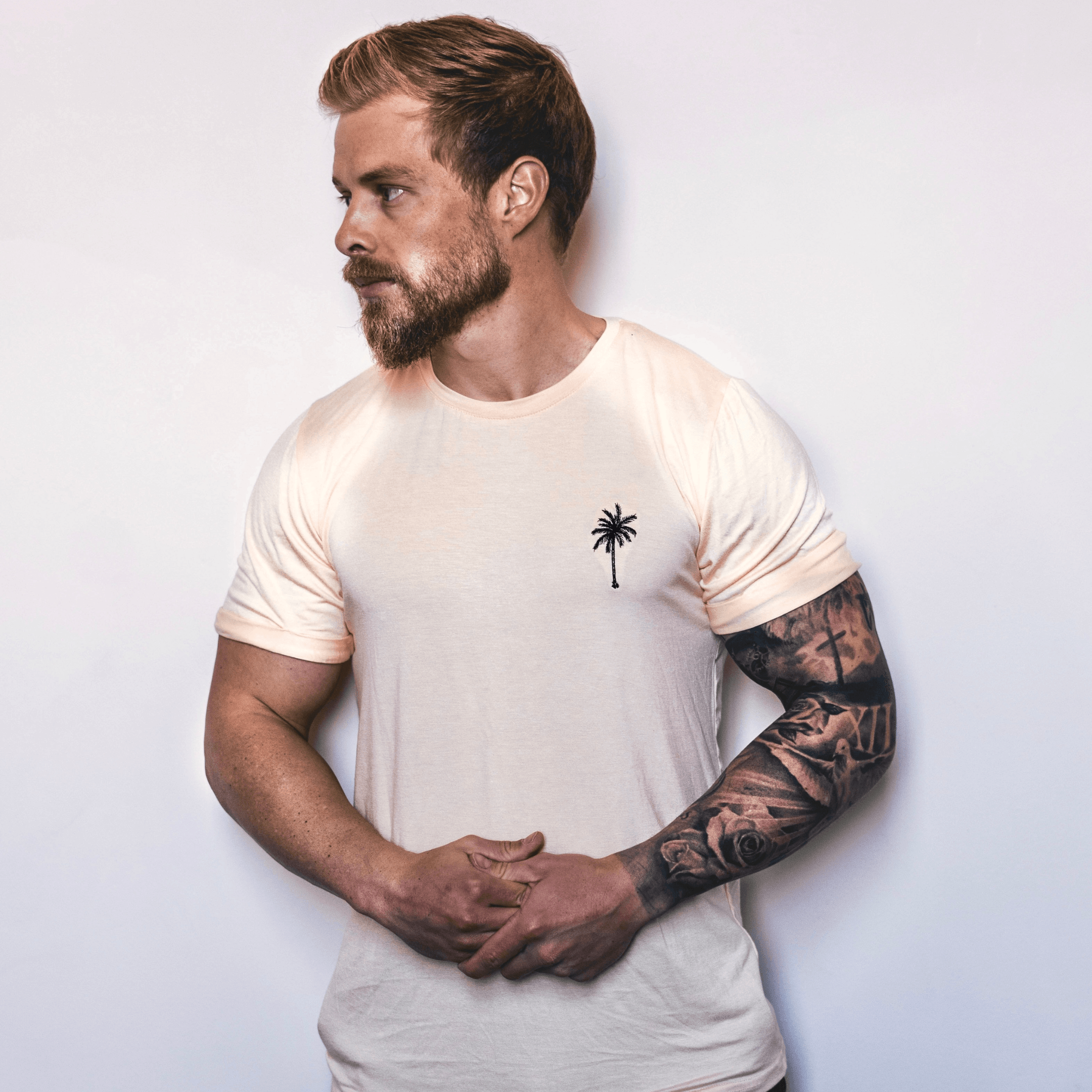 Rolled Muscle Tee - DesertStrange ParadiseStrange Paradise
Our Rolled Muscle Tees are designed for everyday wear. Our fabric delivers a product for those with a demanding and versatile lifestyle. From the workplace or gym, Rolled Muscle Tee - Desert