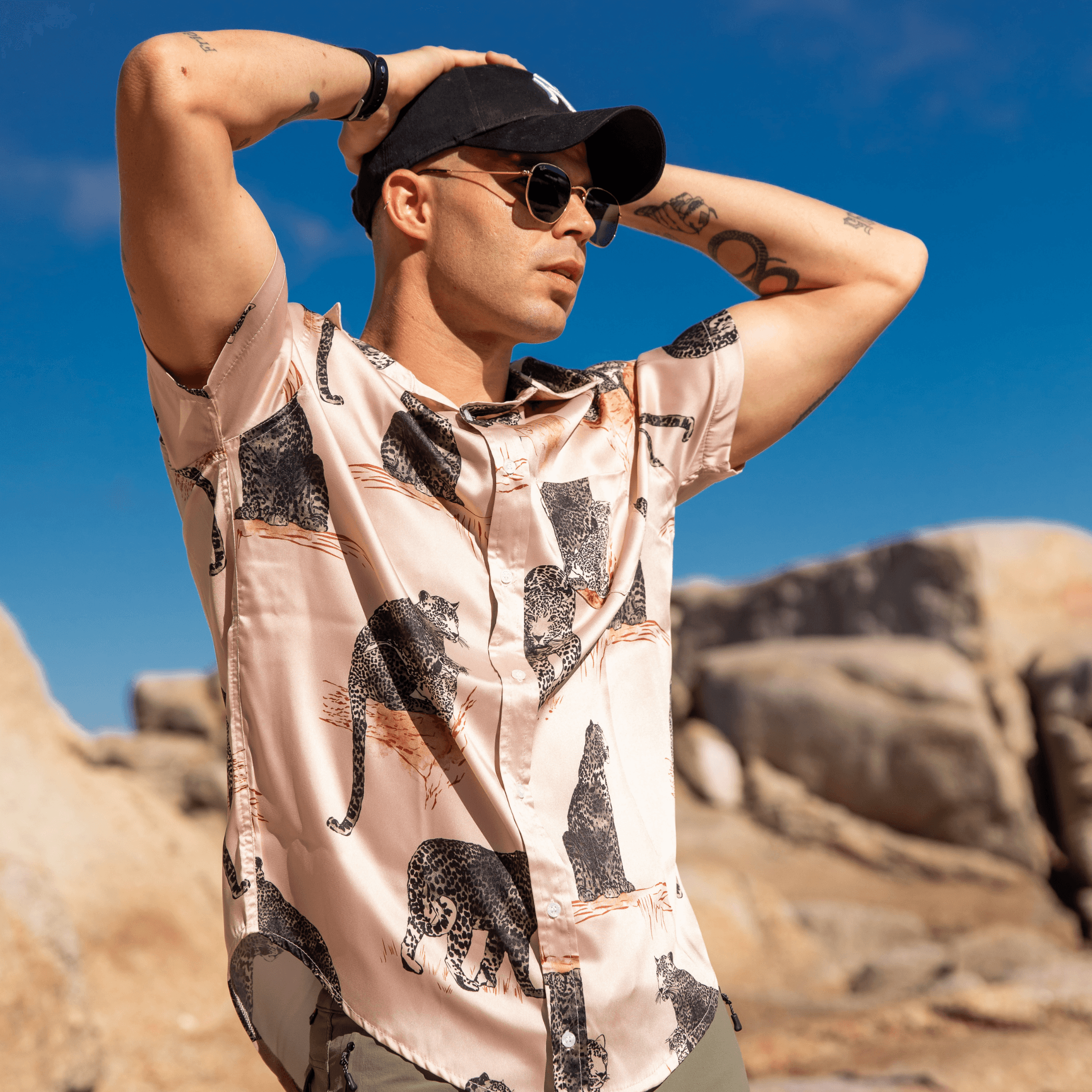 Men's Short Sleeve Shirt - Silk Leopard - Strange Paradise