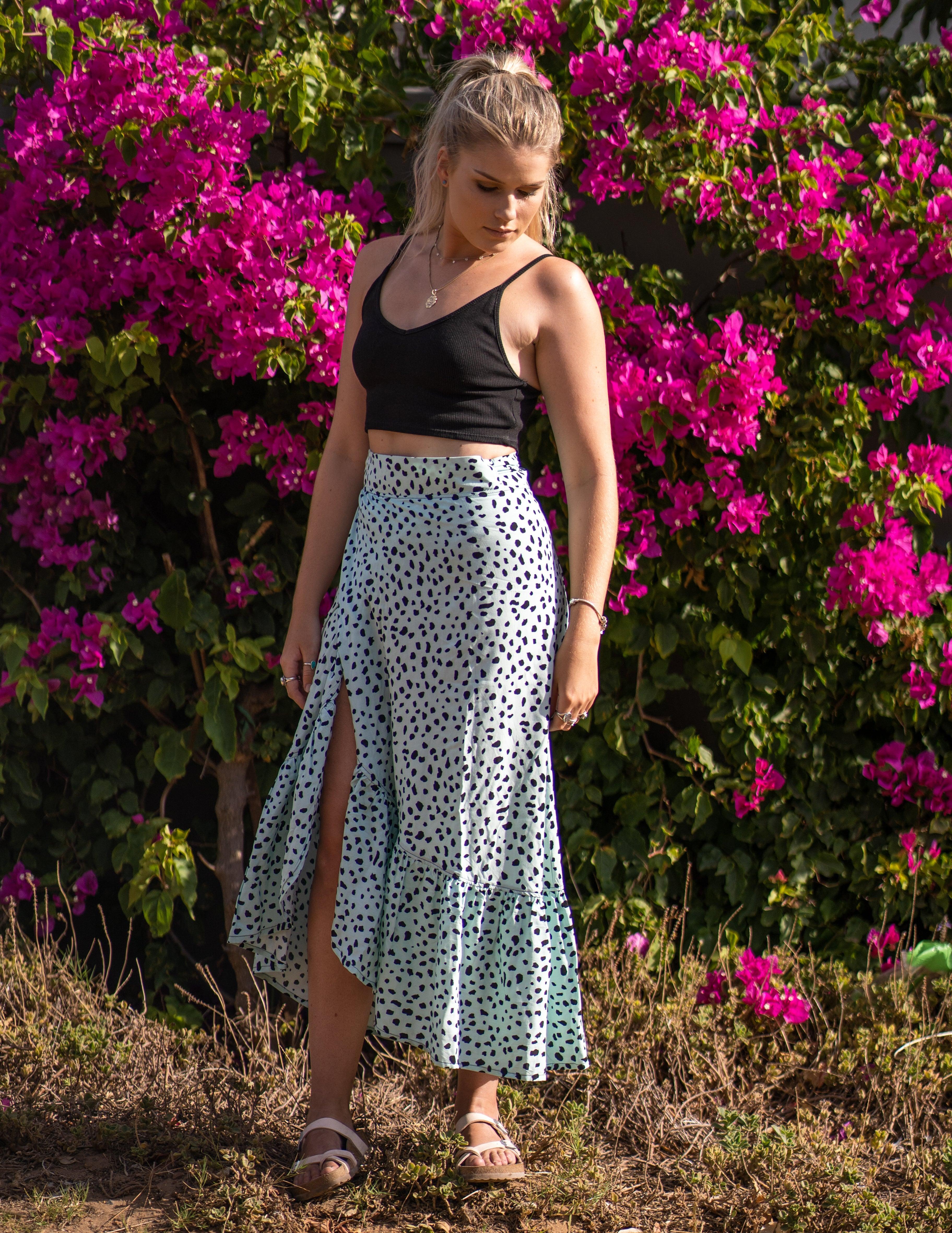 Baby Blue Leopard Print High Waisted Wrap SkirtStrange ParadiseStrange Paradise
Our ladies high waisted wrap skirts are easily paired with a crop top, and go perfectly with a pair of sneakers or casual slops.Our skirts are adjustable and versatBaby Blue Leopard Print High Waisted Wrap Skirt