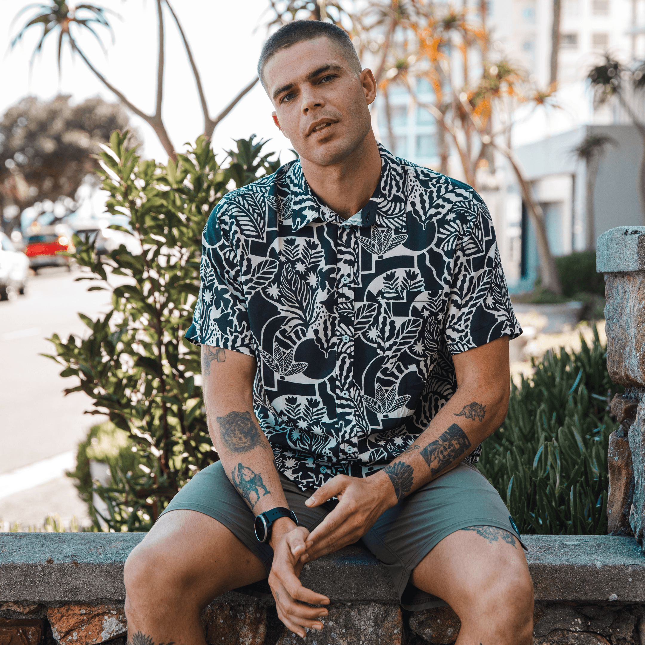 Men's Short Sleeve Shirt - Beach Club - Strange Paradise