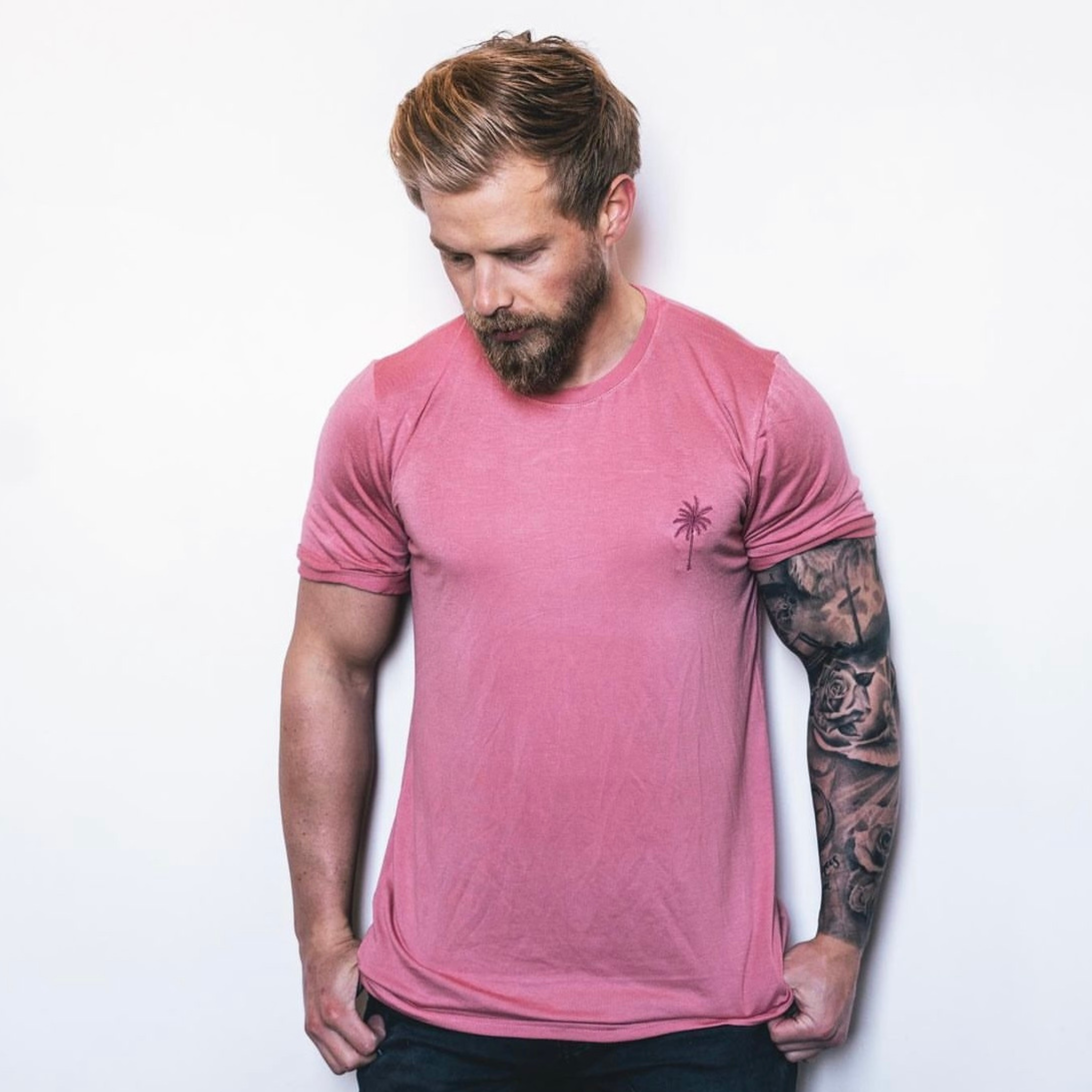 Rolled Muscle Tee - WatermelonStrange ParadiseStrange Paradise
Our Rolled Muscle Tees are designed for everyday wear. Our fabric delivers a product for those with a demanding and versatile lifestyle. From the workplace or gym, Rolled Muscle Tee - Watermelon