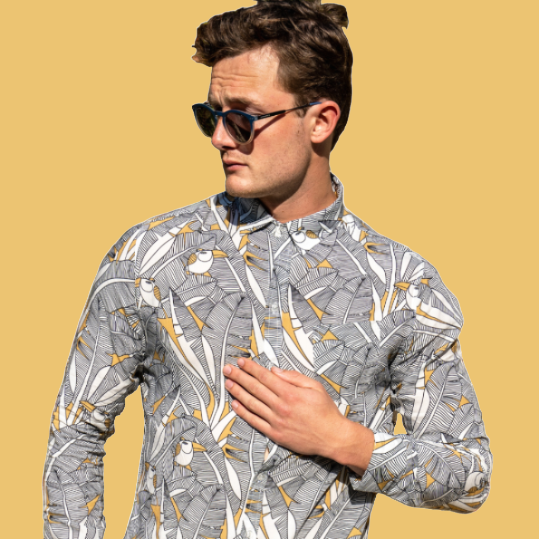 Long Sleeve Shirt - BirdStrange ParadiseStrange Paradise
Men's Long Sleeve Shirt - Bird Of Paradise is a slim fit shirt with button up fastening and a single chest pocket. The shirt showcases a smart casual look and is paMen's Long Sleeve Shirt - Bird Of Paradise