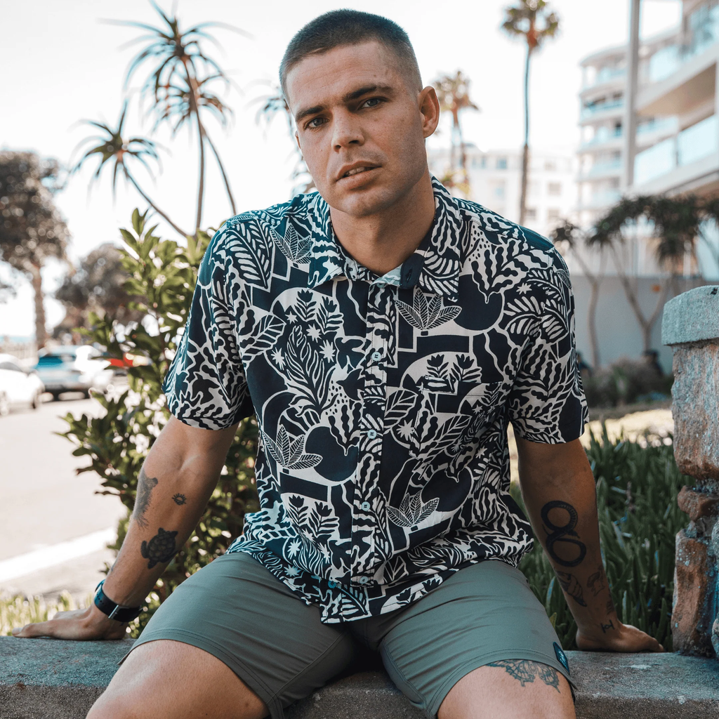 Men's Short Sleeve Shirt - Beach Club
