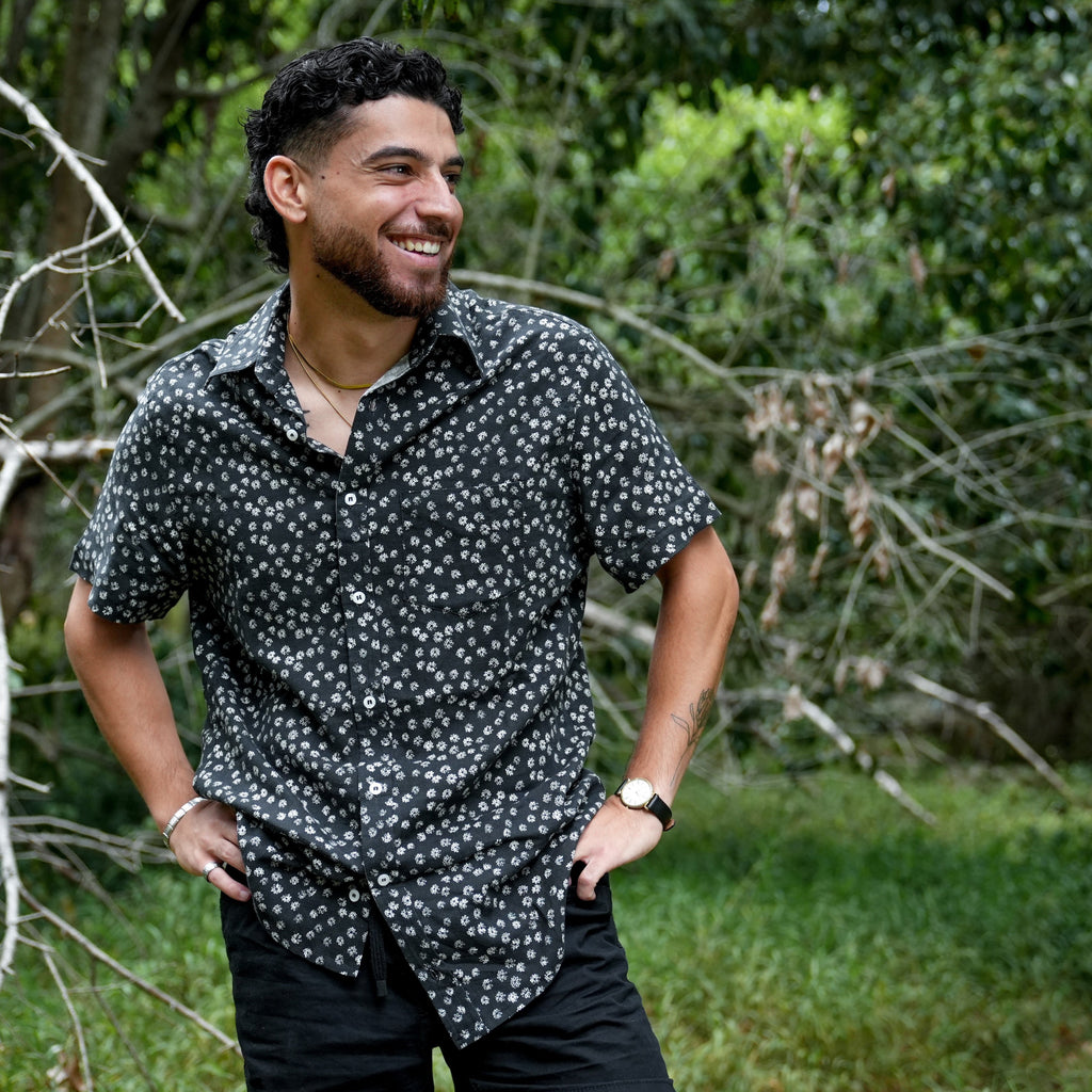 Men's Short Sleeve Shirt - Pushing Up Daisies - Strange Paradise