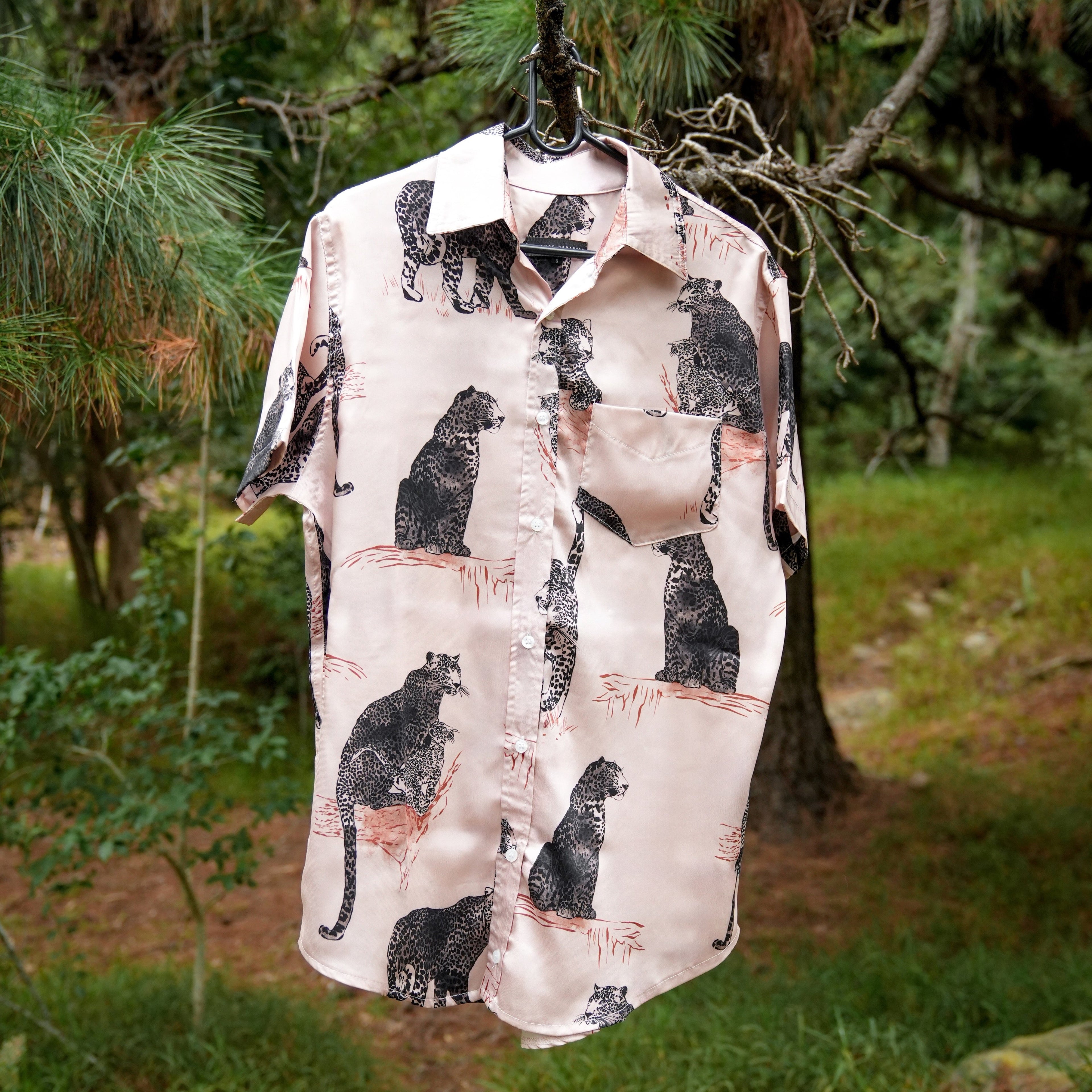 Men's Short Sleeve Shirt - Silk Leopard