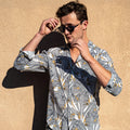 Long Sleeve Shirt - BirdStrange ParadiseStrange Paradise
Men's Long Sleeve Shirt - Bird Of Paradise is a slim fit shirt with button up fastening and a single chest pocket. The shirt showcases a smart casual look and is paMen's Long Sleeve Shirt - Bird Of Paradise